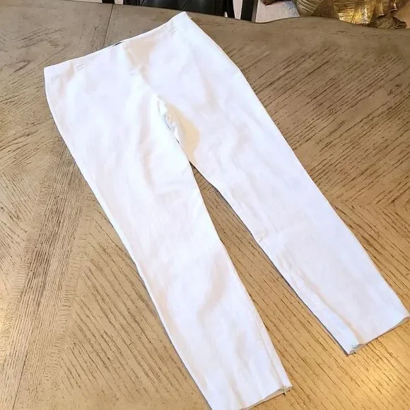Theory white capri pants size 4 🤍 - Picture 2 of 13